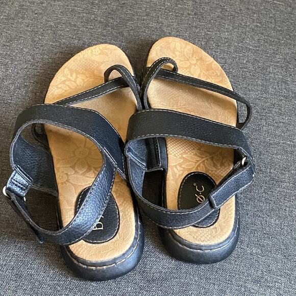 b.o.c. Born Concept Women's Size 8 Black SANDALS Pre-Owned - Picture 7 of 11